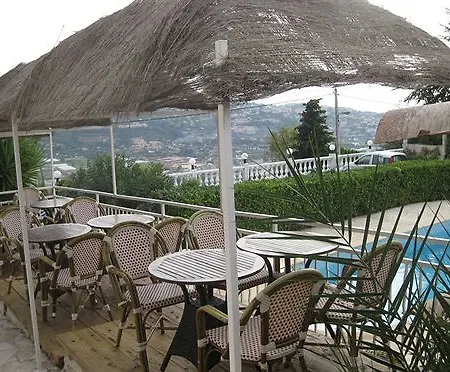 Konukevi Montaleigne 3*